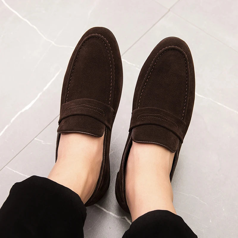 Loafer Mocassim de Couro Camurça Covet