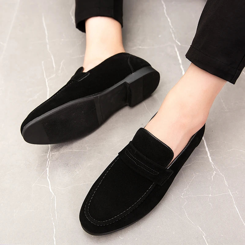 Loafer Mocassim de Couro Camurça Covet