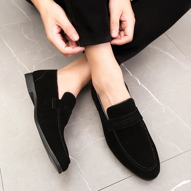 Loafer Mocassim de Couro Camurça Covet