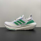 Adidas Ultraboost Light 23