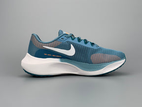 Nike Air ZoomX Fly 5