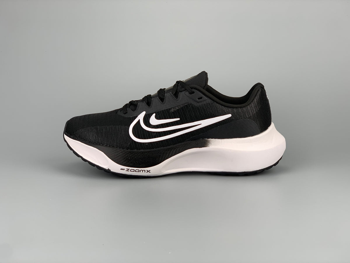 Nike Air ZoomX Fly 5