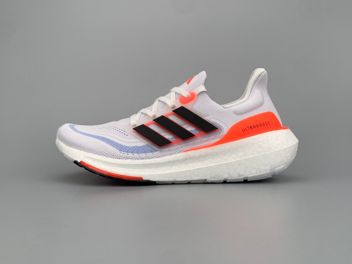 Adidas Ultraboost Light 23