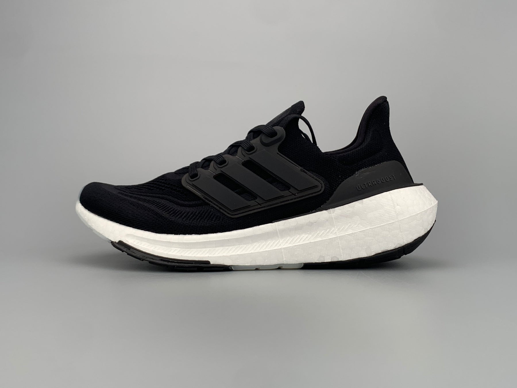 Adidas Ultraboost Light 23