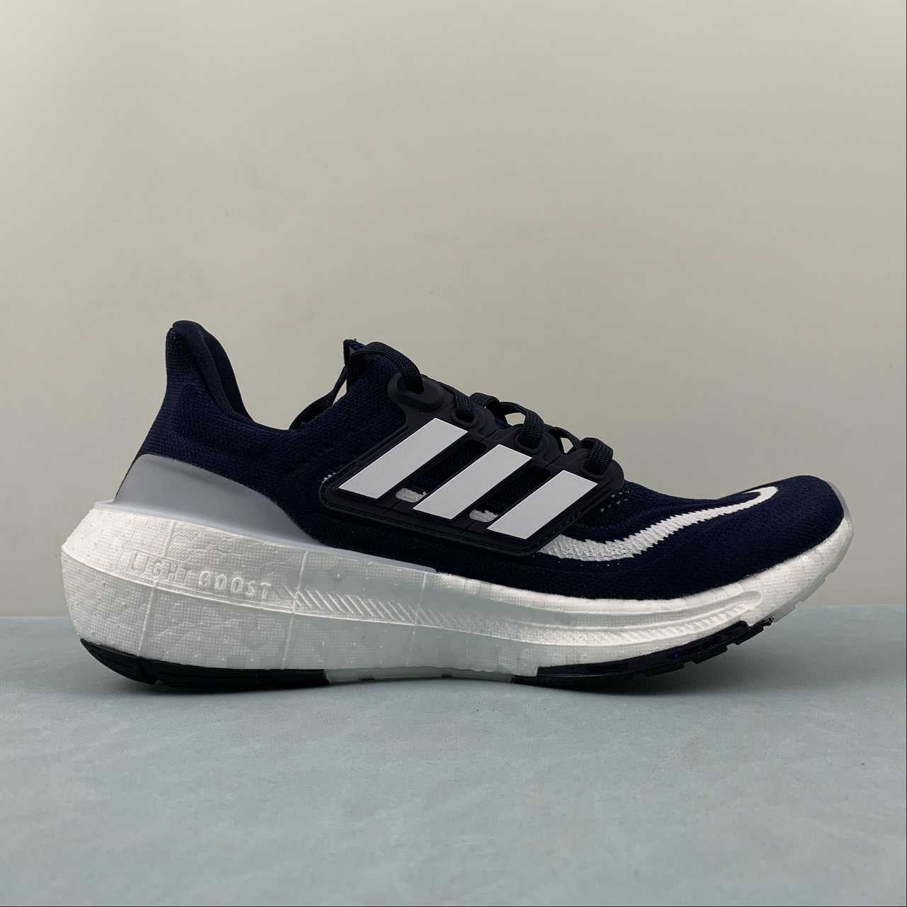 Adidas Ultraboost Light 23